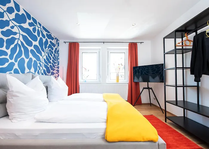 Bunter Hund Apartments - Zentrales Apartment, Parkplatz, Wintergarten, Kinderzimmer